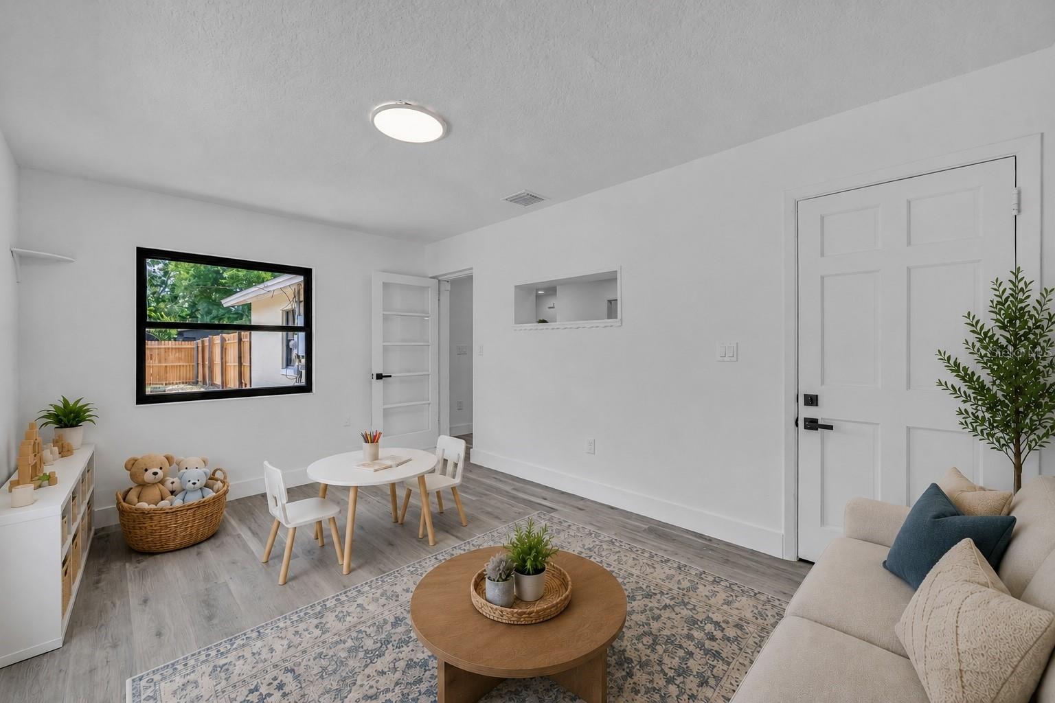 WINTER PARK ESTATES - Residential