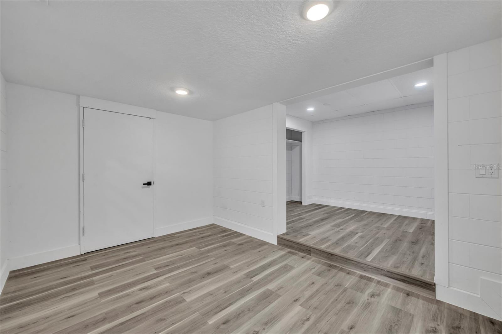 WINTER PARK ESTATES - Residential