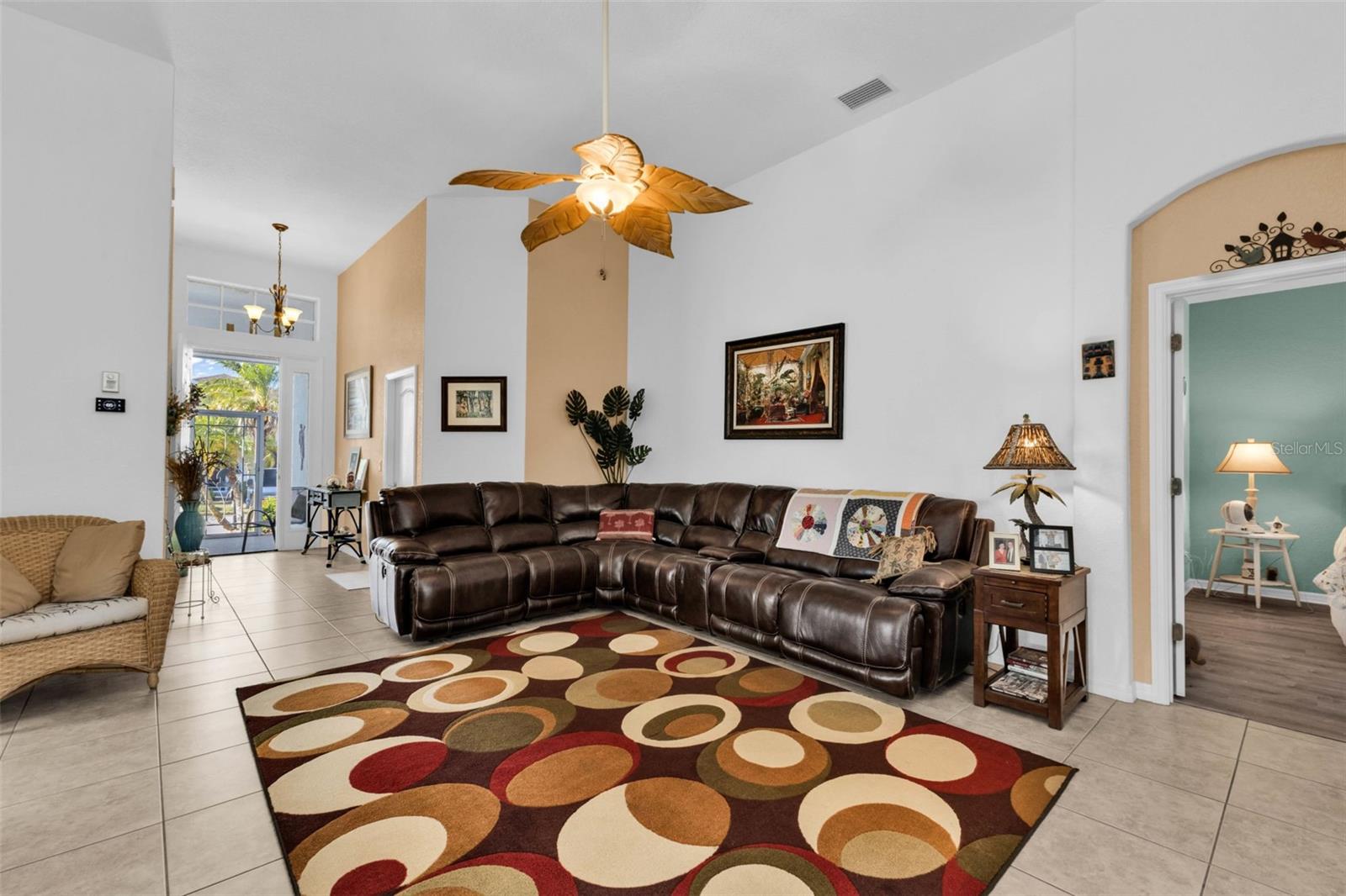 KINGS GATE PH 02 - Residential