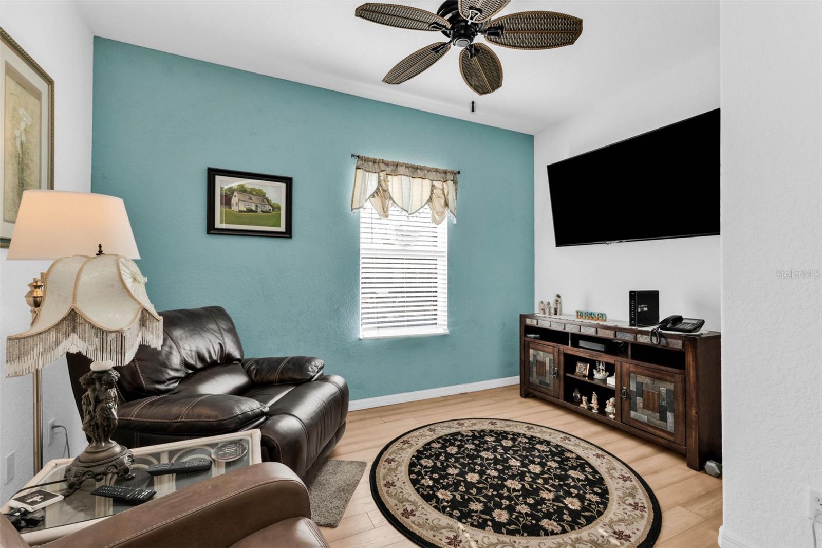 KINGS GATE PH 02 - Residential