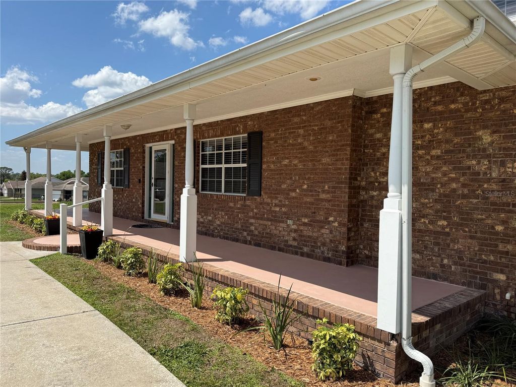 Photo of 5905 Magnolia Lane, Lakeland, FL 33810 (MLS # L4958649)