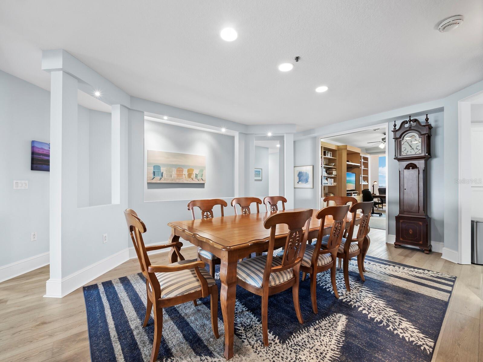 GRAND BAY 2 - Residential