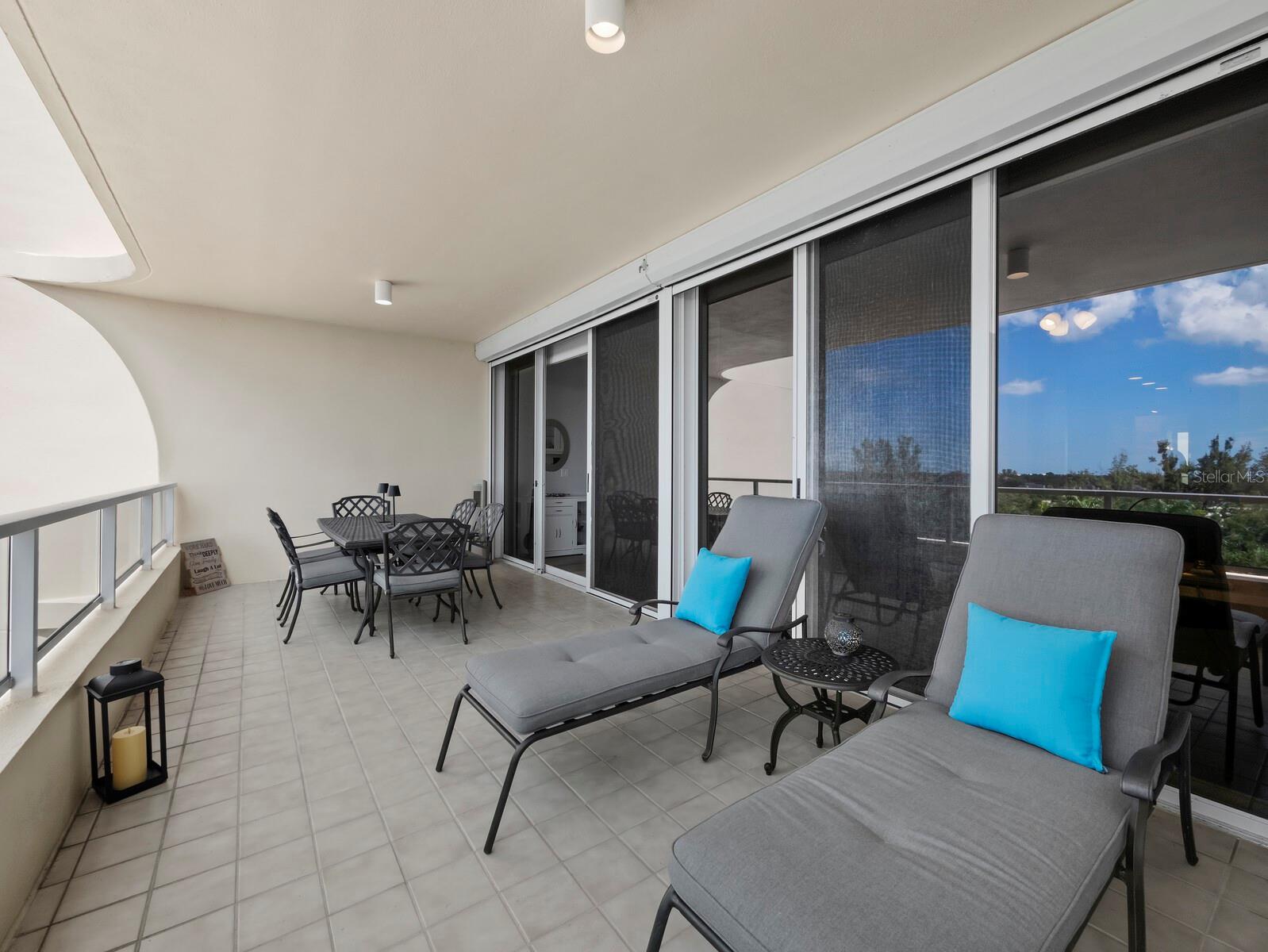 GRAND BAY 2 - Residential