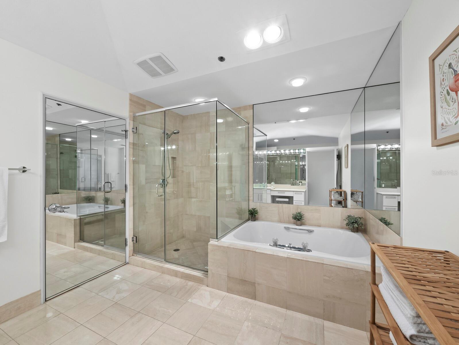 GRAND BAY 2 - Residential
