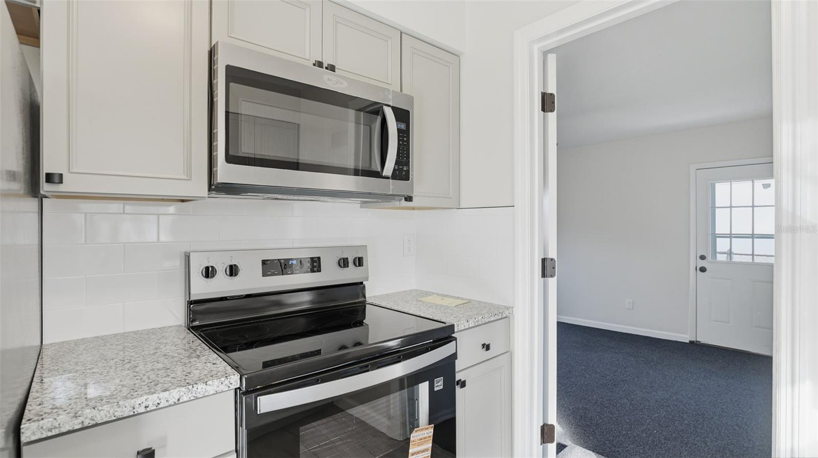 WHISPERING HILLS COUNTRY CLUB ESTATES SEC 04 - Residential