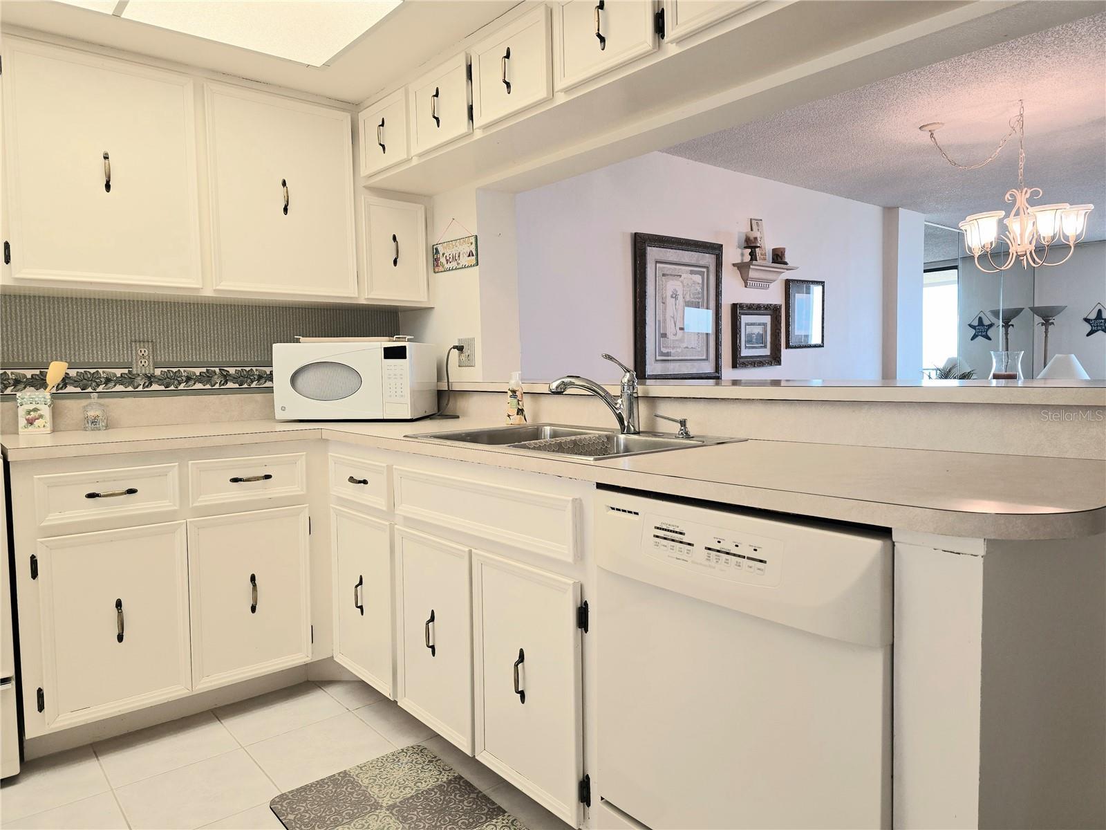 YOUNG & METZNER REALTY CO RESUBX - Residential