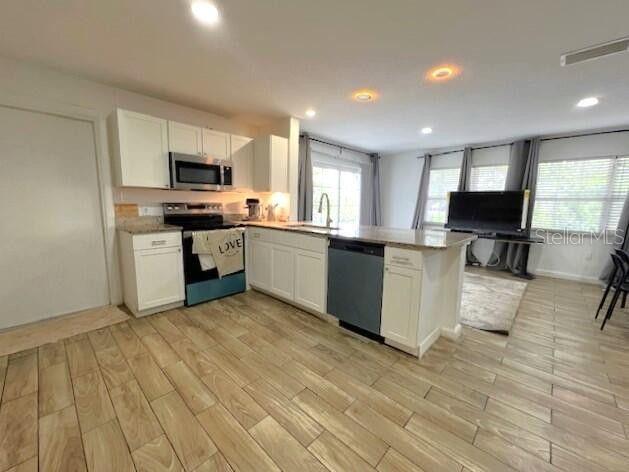 WALK IN WATER LAKE ESTATES PH 01 - Residential Lease