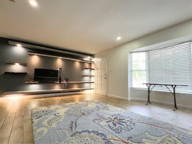 WALK IN WATER LAKE ESTATES PH 01 - Residential Lease