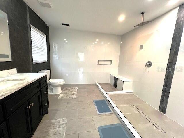 WALK IN WATER LAKE ESTATES PH 01 - Residential Lease