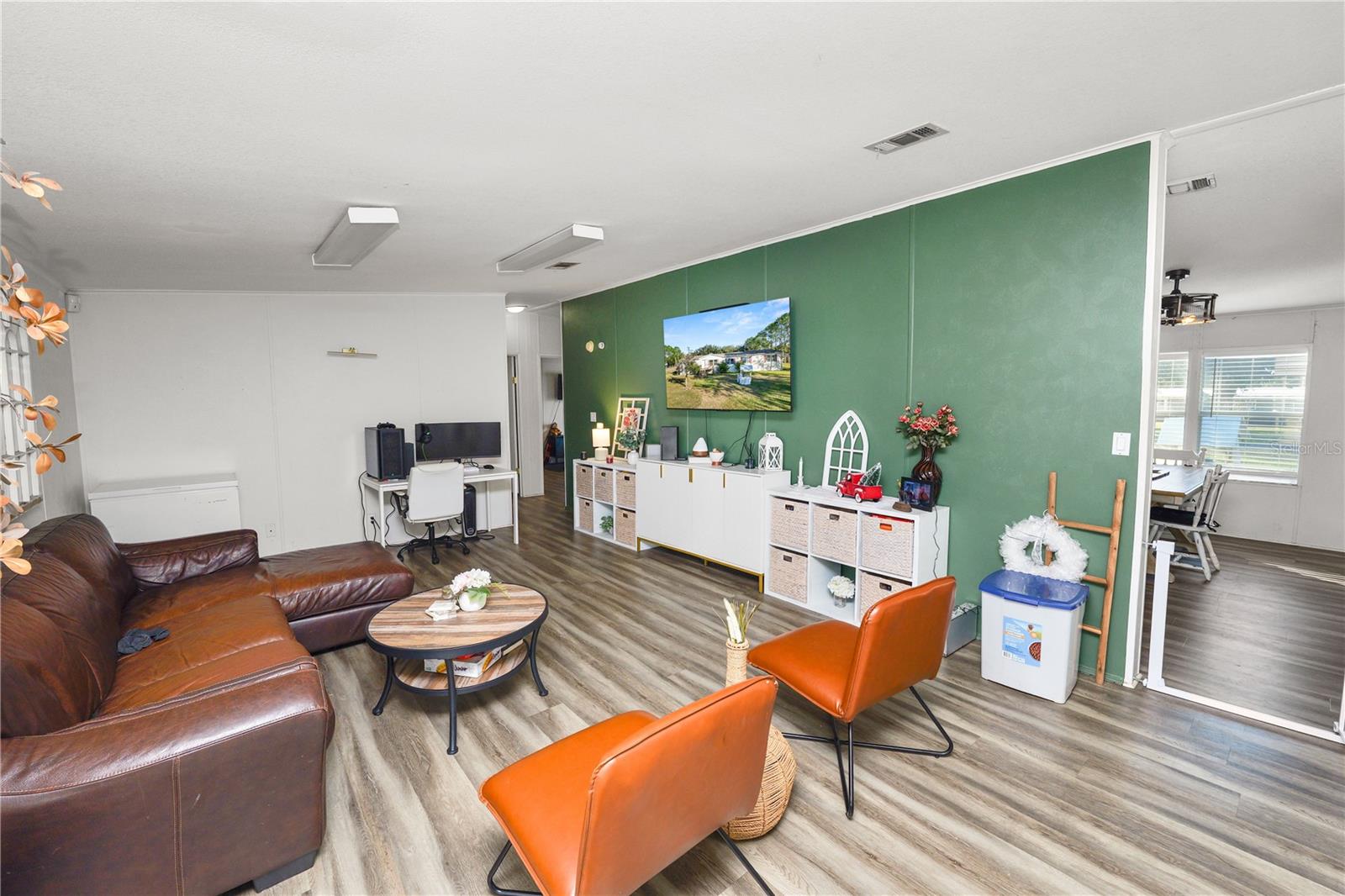 HUNTERS HILL - Residential