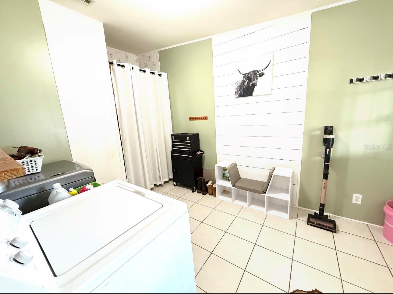 HUNTERS HILL - Residential