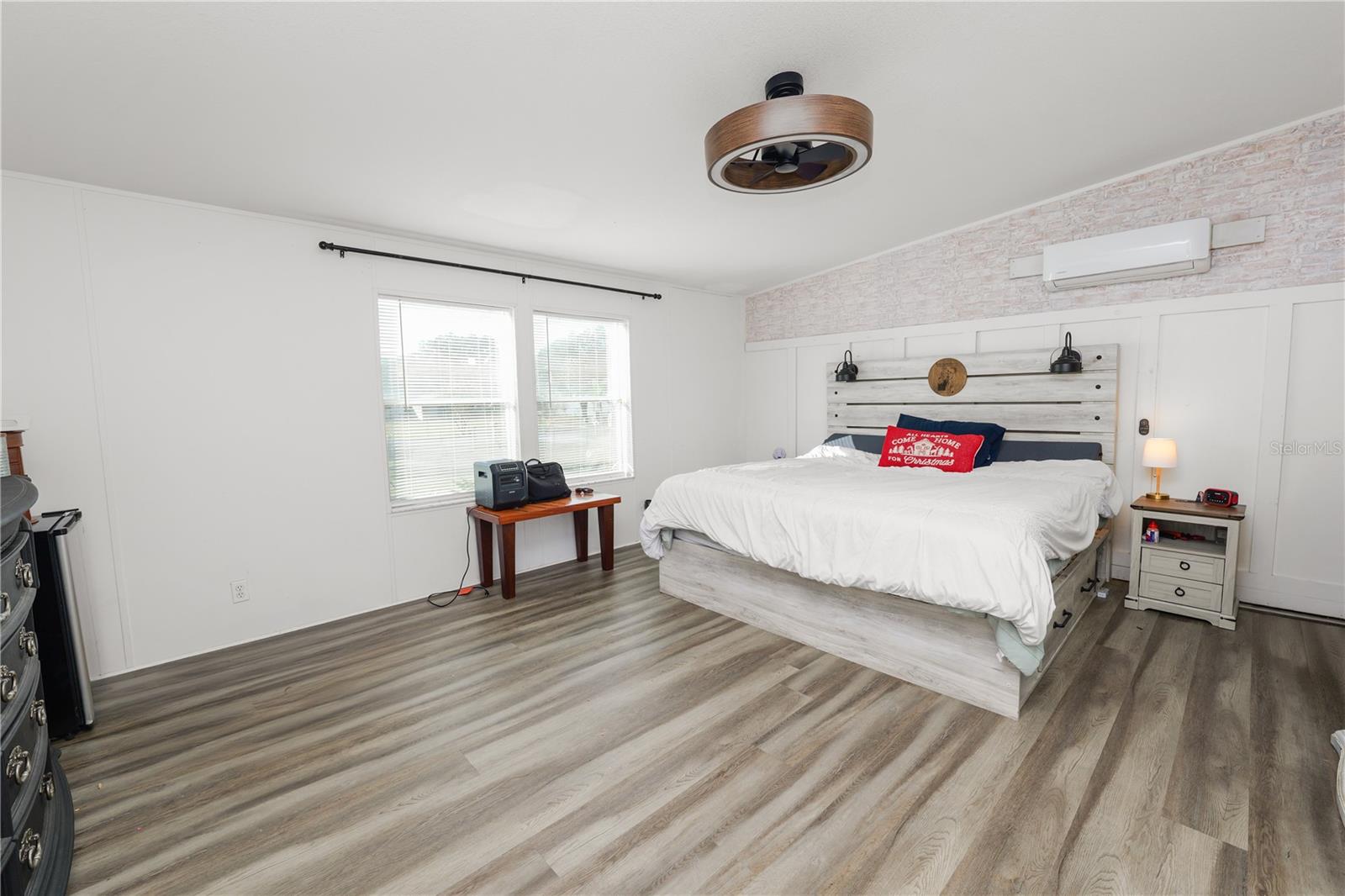 HUNTERS HILL - Residential