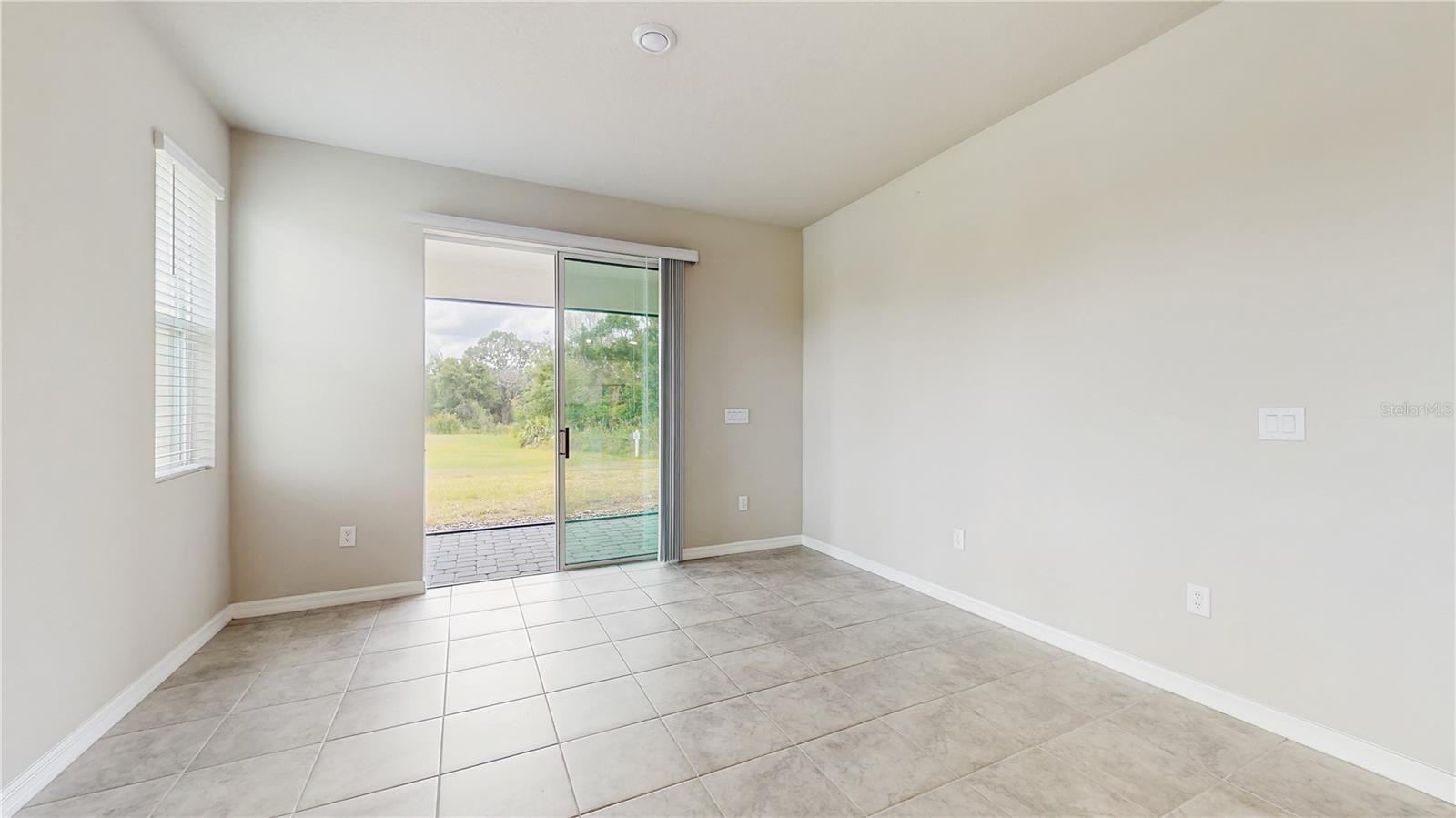1824 WOODLEAF HAMMOCK COURT
