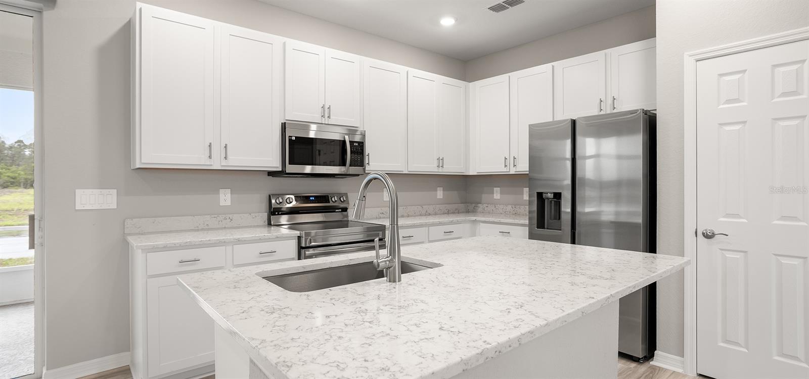 ESTATES AT HICKORY COVE - Residential