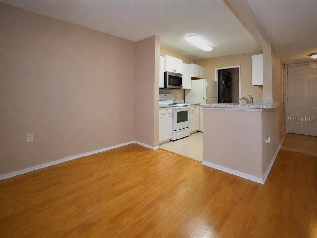 5283 IMAGES CIRCLE 104
