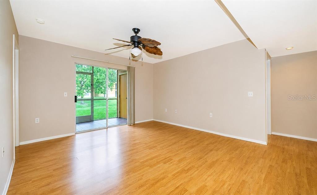 5283 IMAGES CIRCLE 104