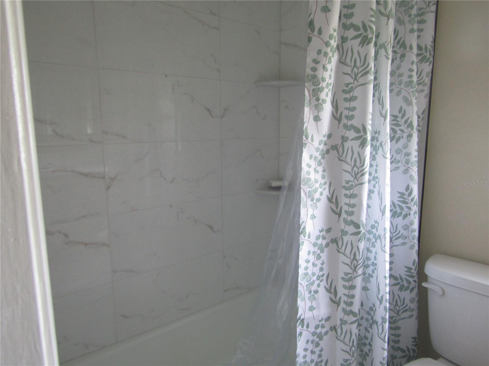 PALM-AIRE AT SARASOTA 10-B - Residential Lease