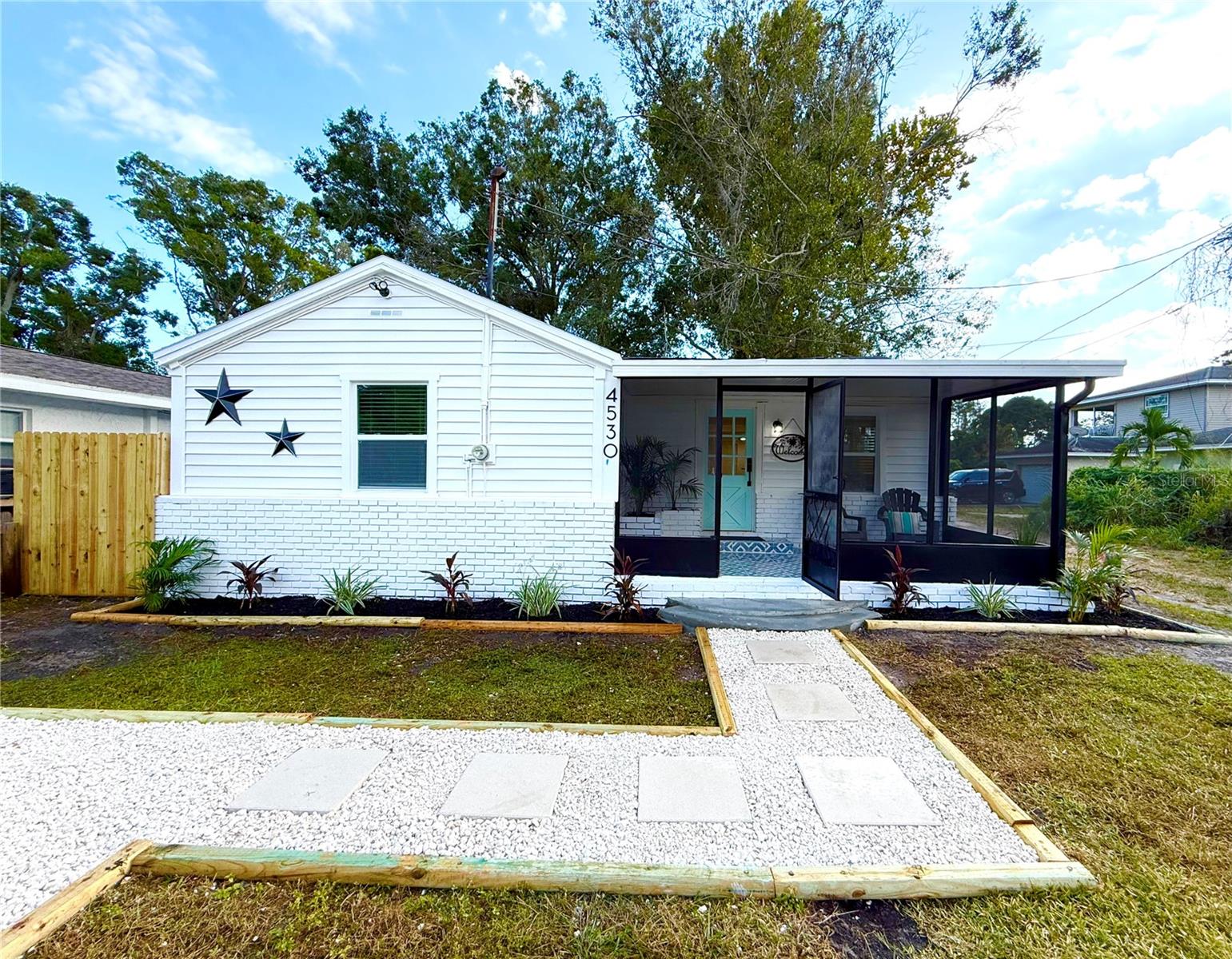ANN PARK HEIGHTS - Residential