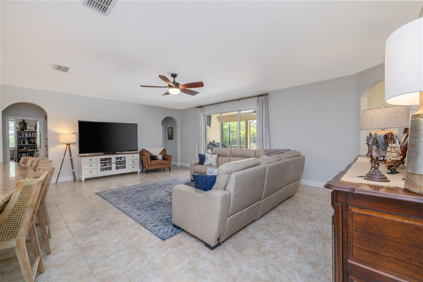 VICTORIA PARK INC 5 NW / VICTORIA TRAILS - Residential