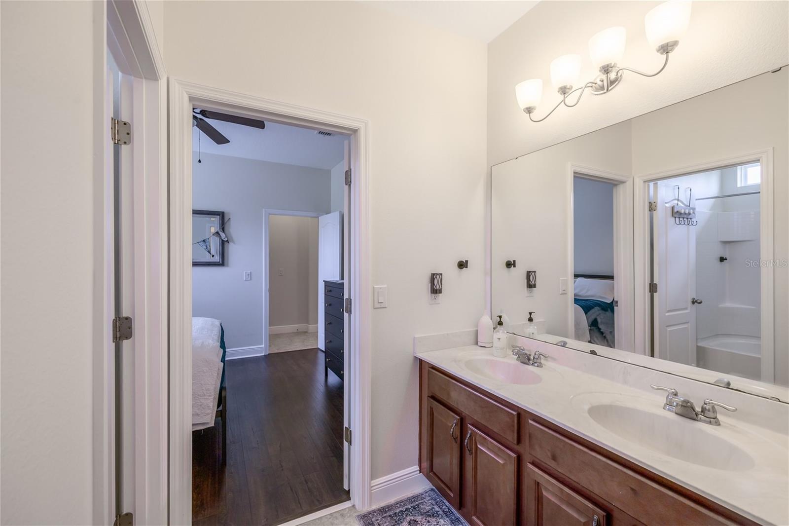 VICTORIA PARK INC 5 NW / VICTORIA TRAILS - Residential