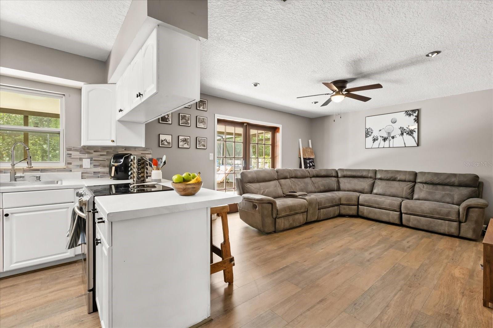 1360 WESTDALE AVENUE