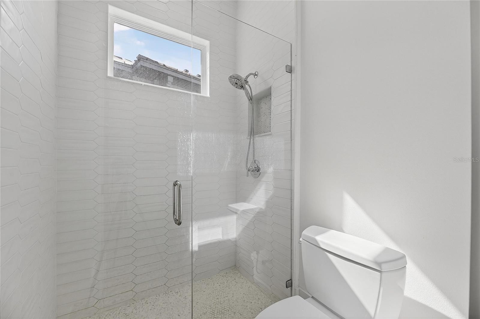 MIRABAY PH 2A-3 - Residential