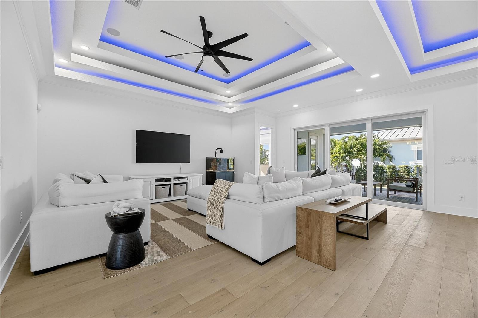 MIRABAY PH 2A-3 - Residential