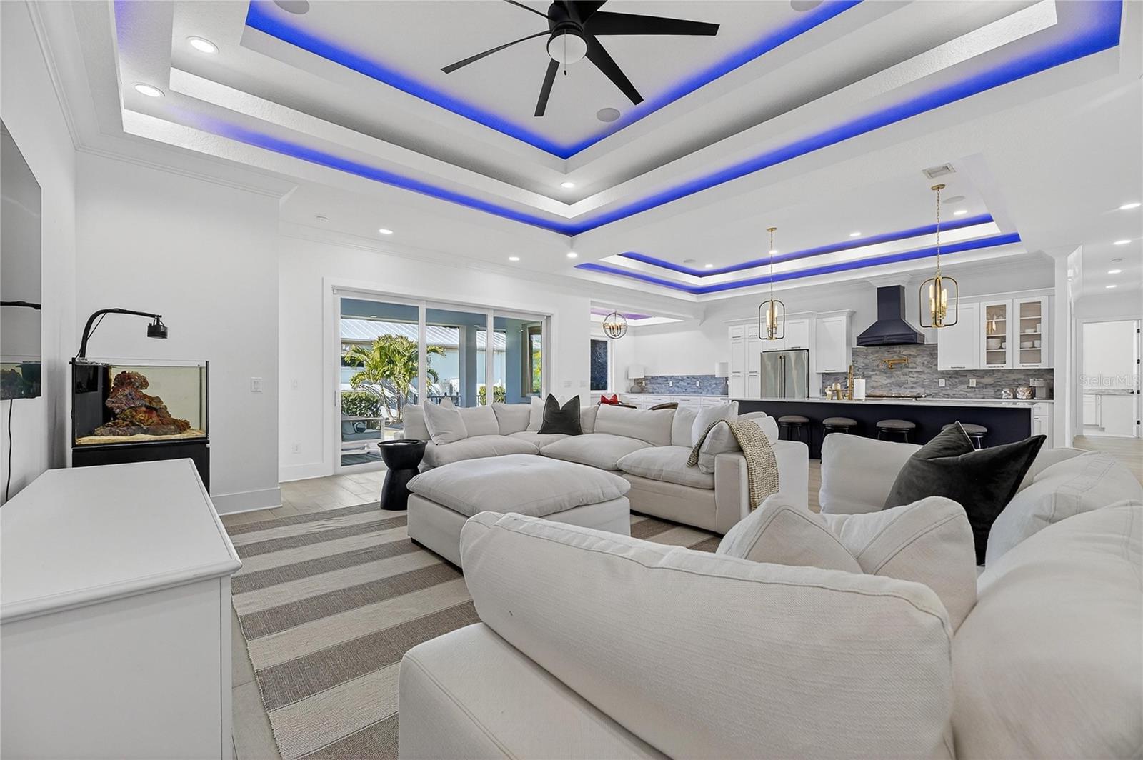 MIRABAY PH 2A-3 - Residential