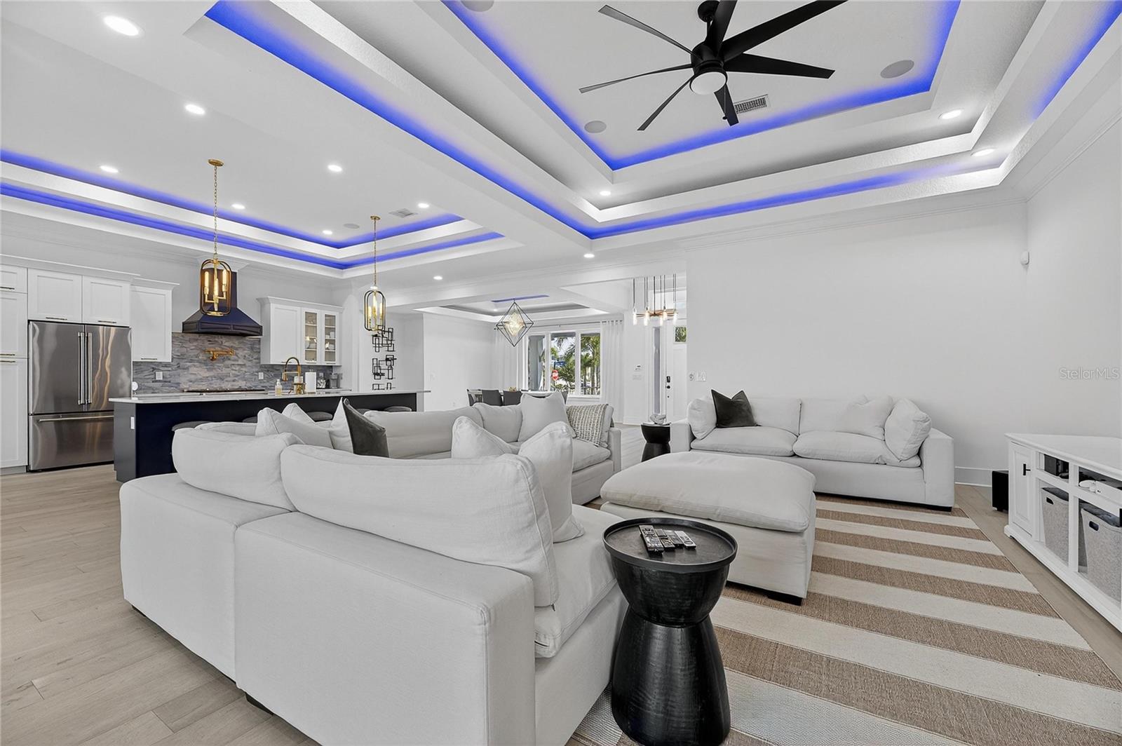 MIRABAY PH 2A-3 - Residential