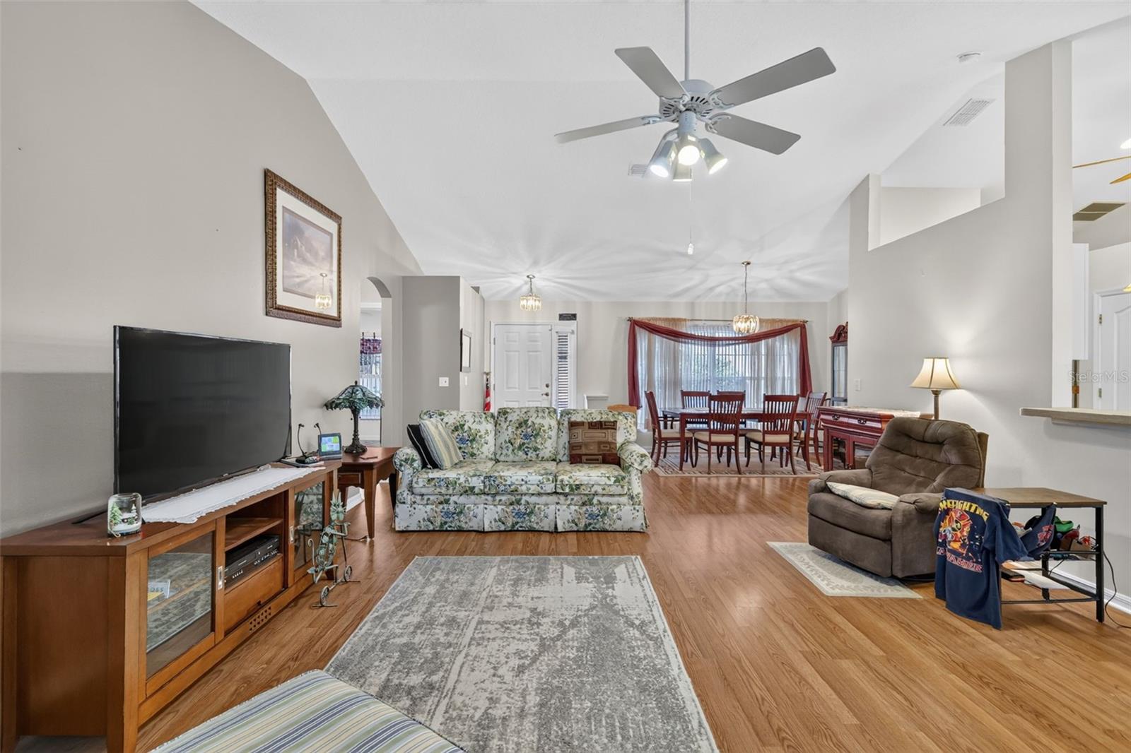 10449 REGAL VIEW LOOP