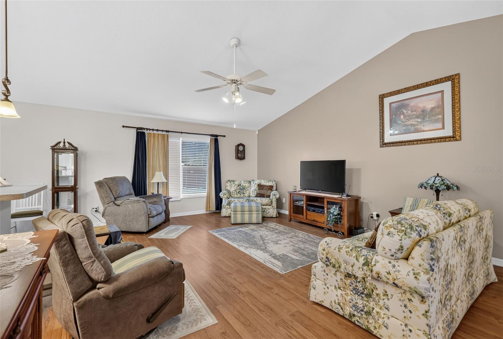 10449 REGAL VIEW LOOP