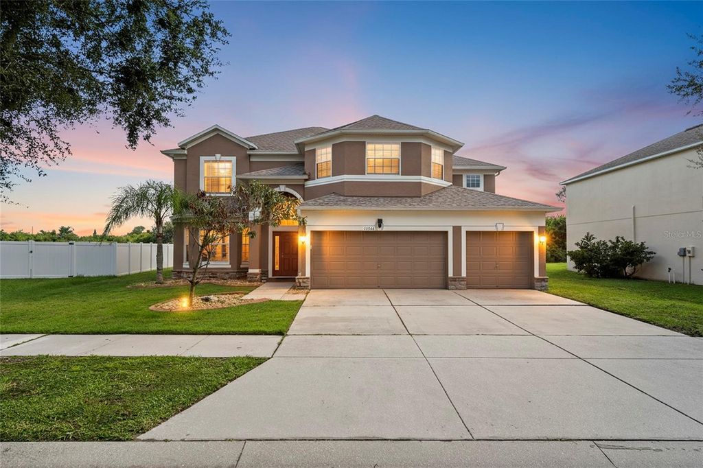 Photo of 11346 Callaway Pond Drive, Riverview, FL 33579 (MLS # TB8433178)