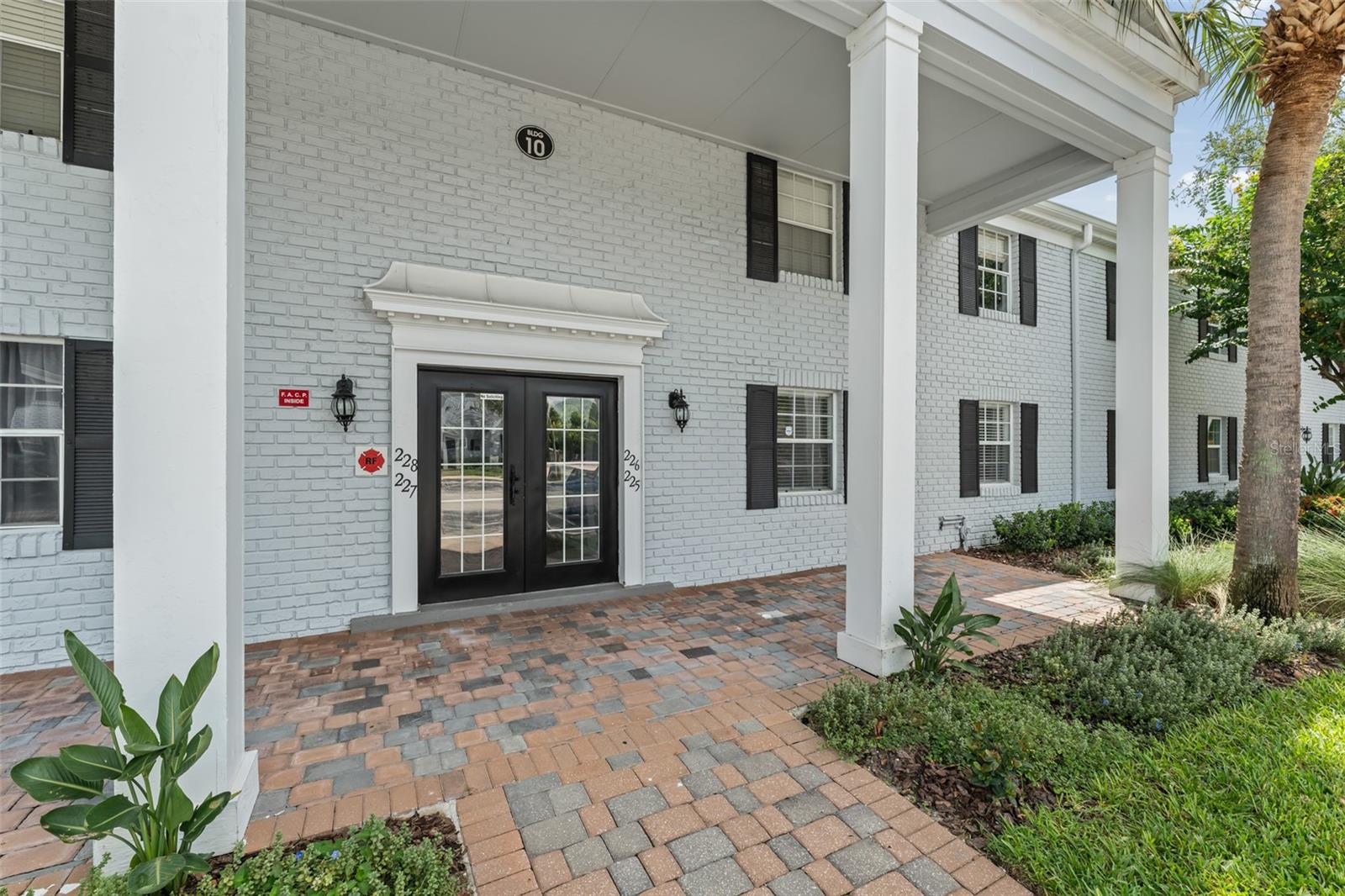 225 LEWFIELD CIRCLE 225