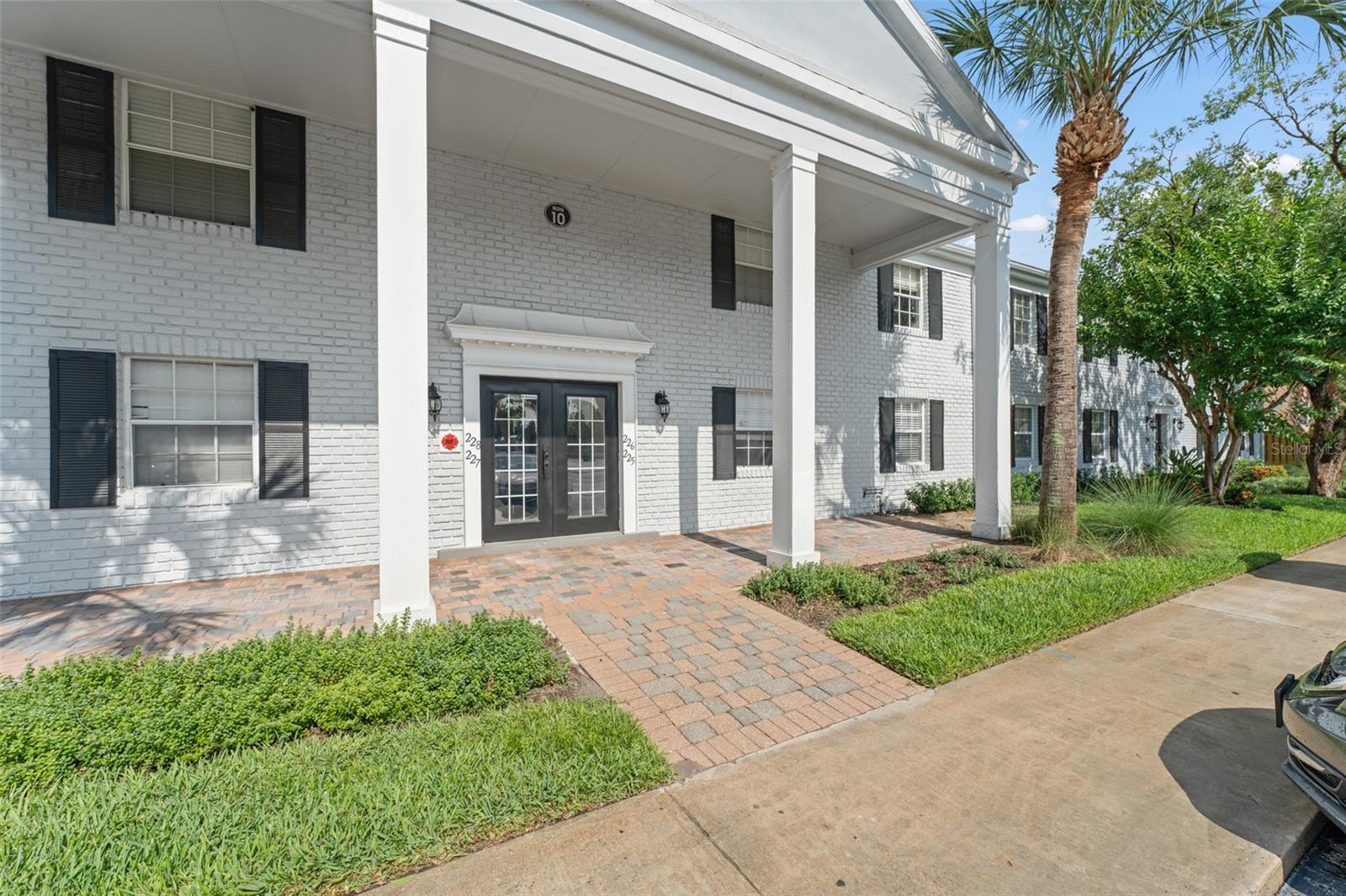 225 LEWFIELD CIRCLE 225
