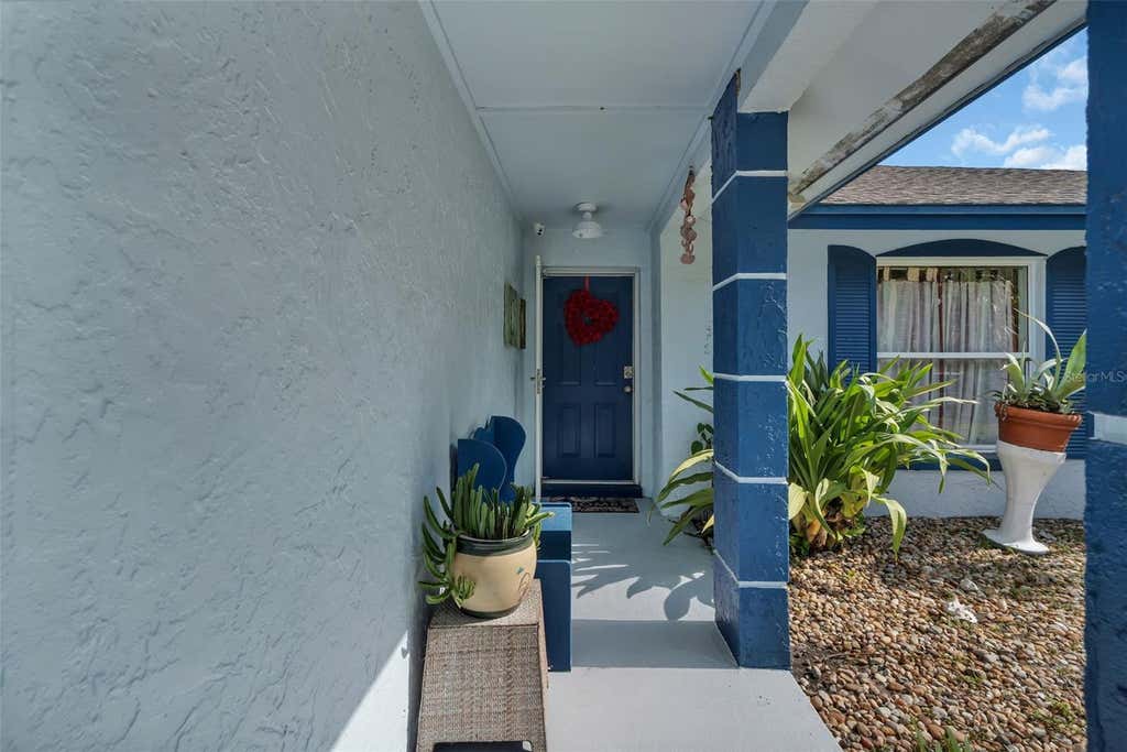 Photo of 2029 Allspice Avenue, Orlando, FL 32837 (MLS # O6428358)