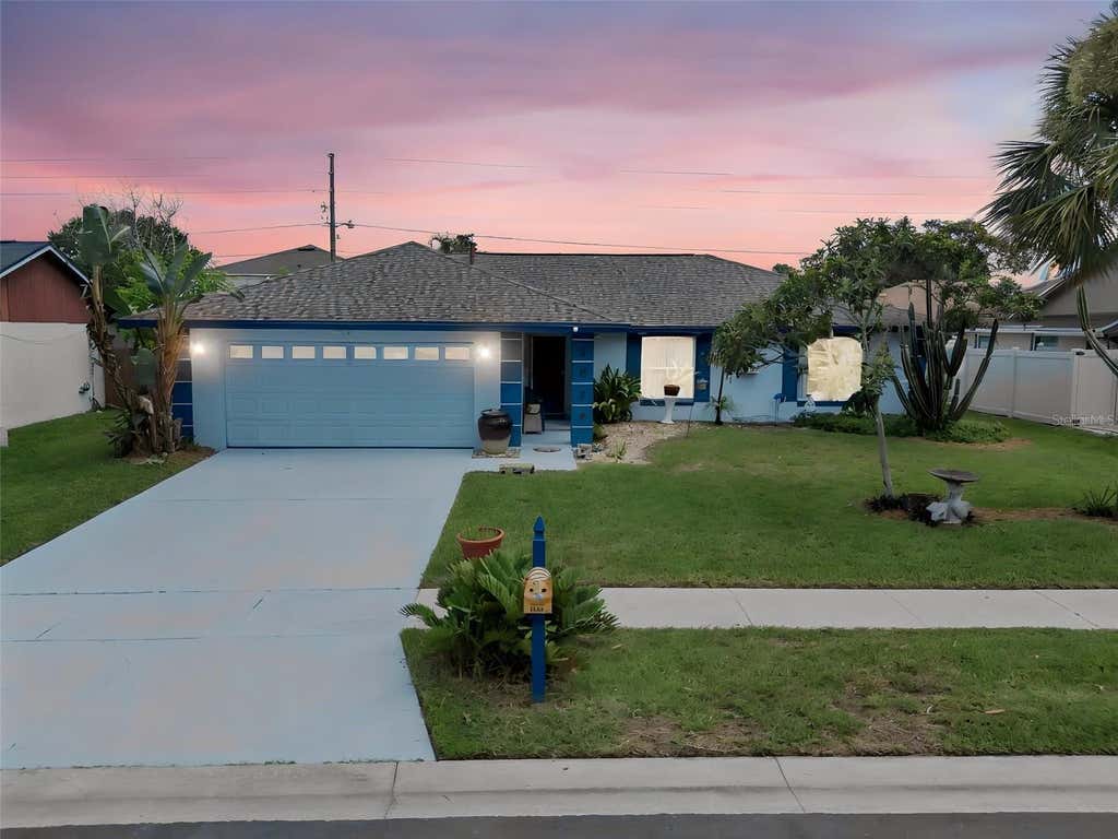 Photo of 2029 Allspice Avenue, Orlando, FL 32837 (MLS # O6428358)