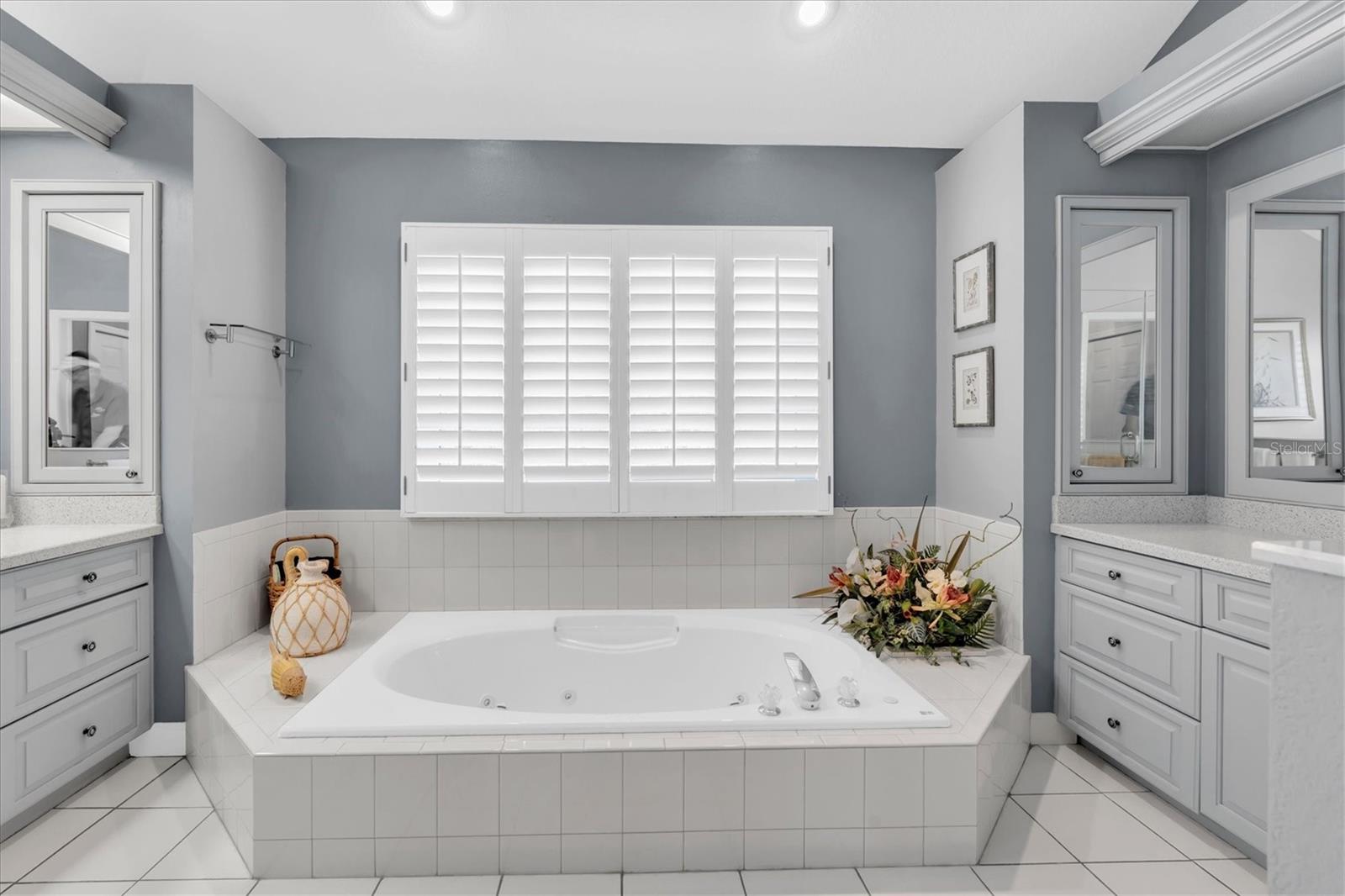 TRINITY OAKS SOUTH - Residential