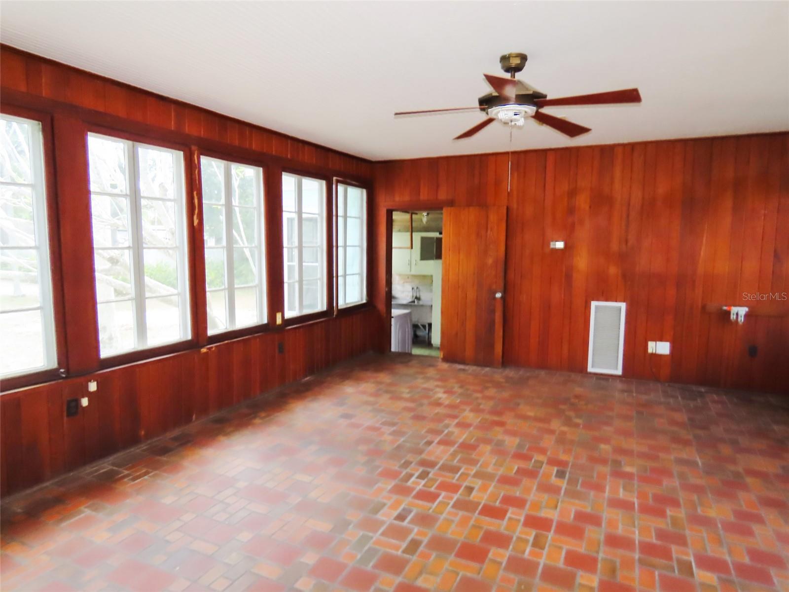 RIVERVIEW CONTINUED - Residential