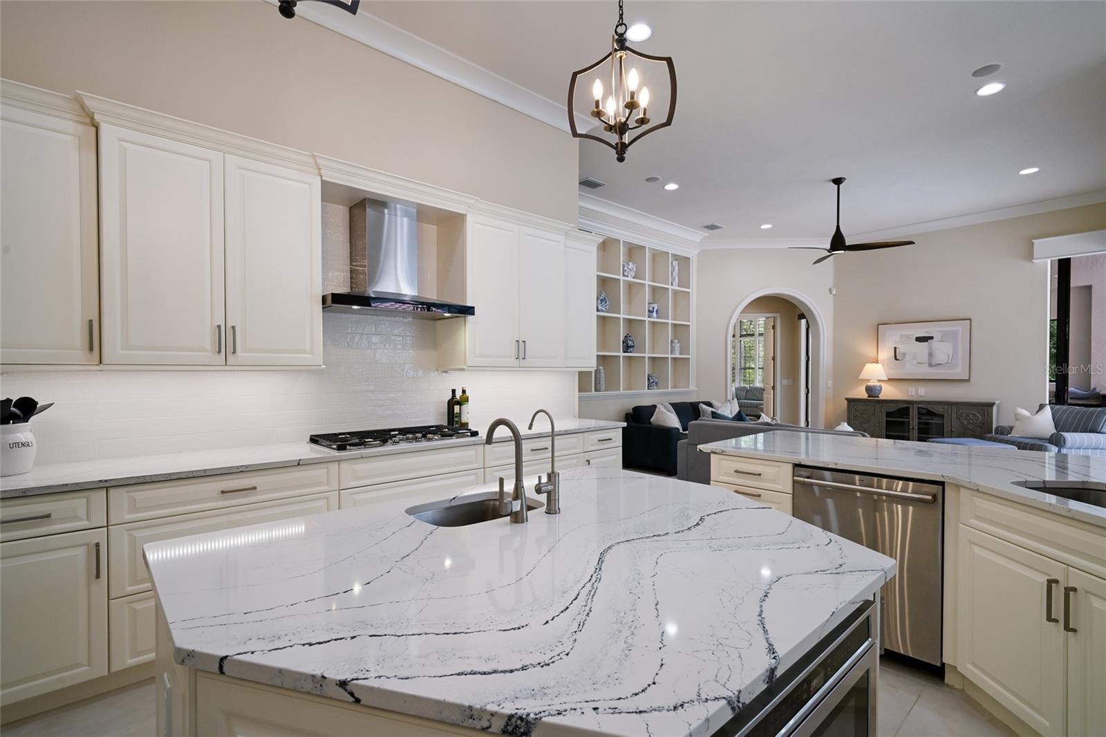 LAKEWOOD RANCH COUNTRY CLUB - Residential