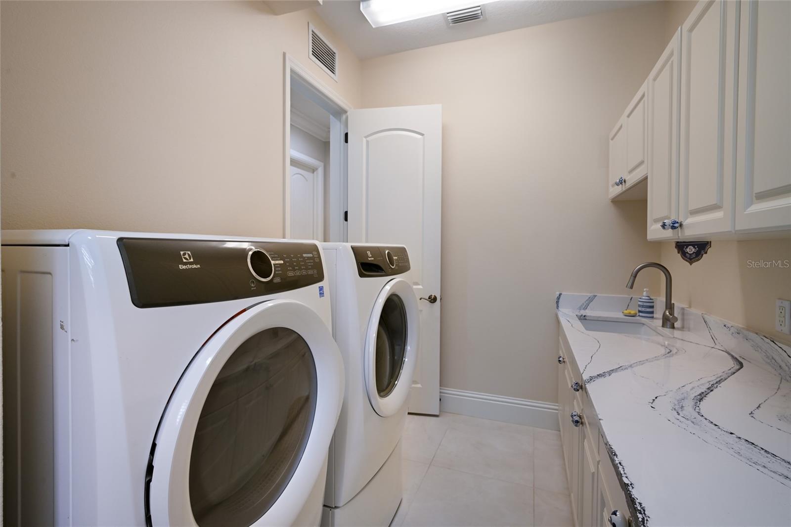 LAKEWOOD RANCH COUNTRY CLUB - Residential