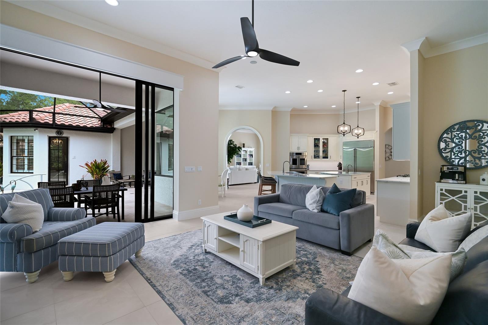 LAKEWOOD RANCH COUNTRY CLUB - Residential