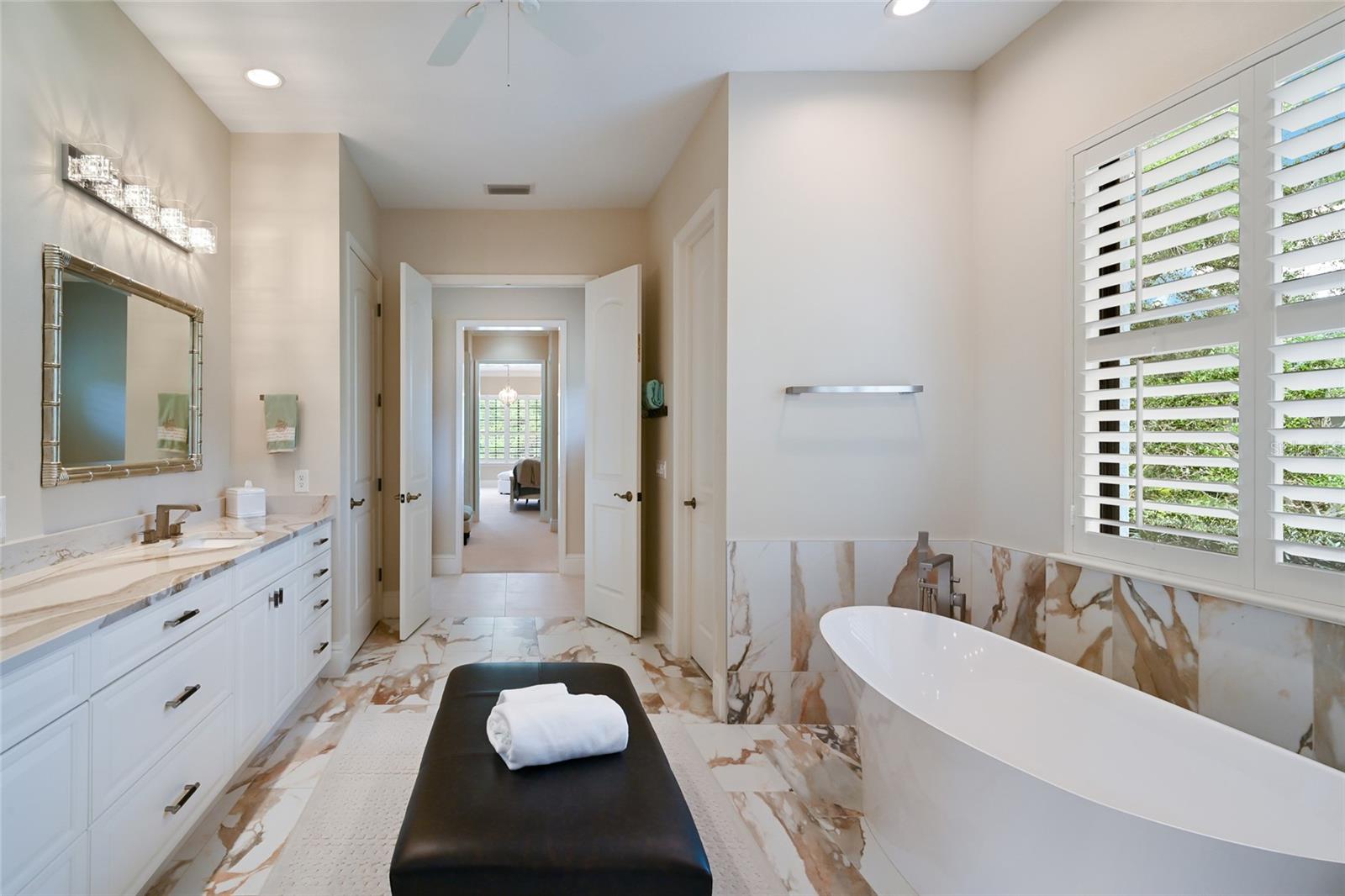 LAKEWOOD RANCH COUNTRY CLUB - Residential