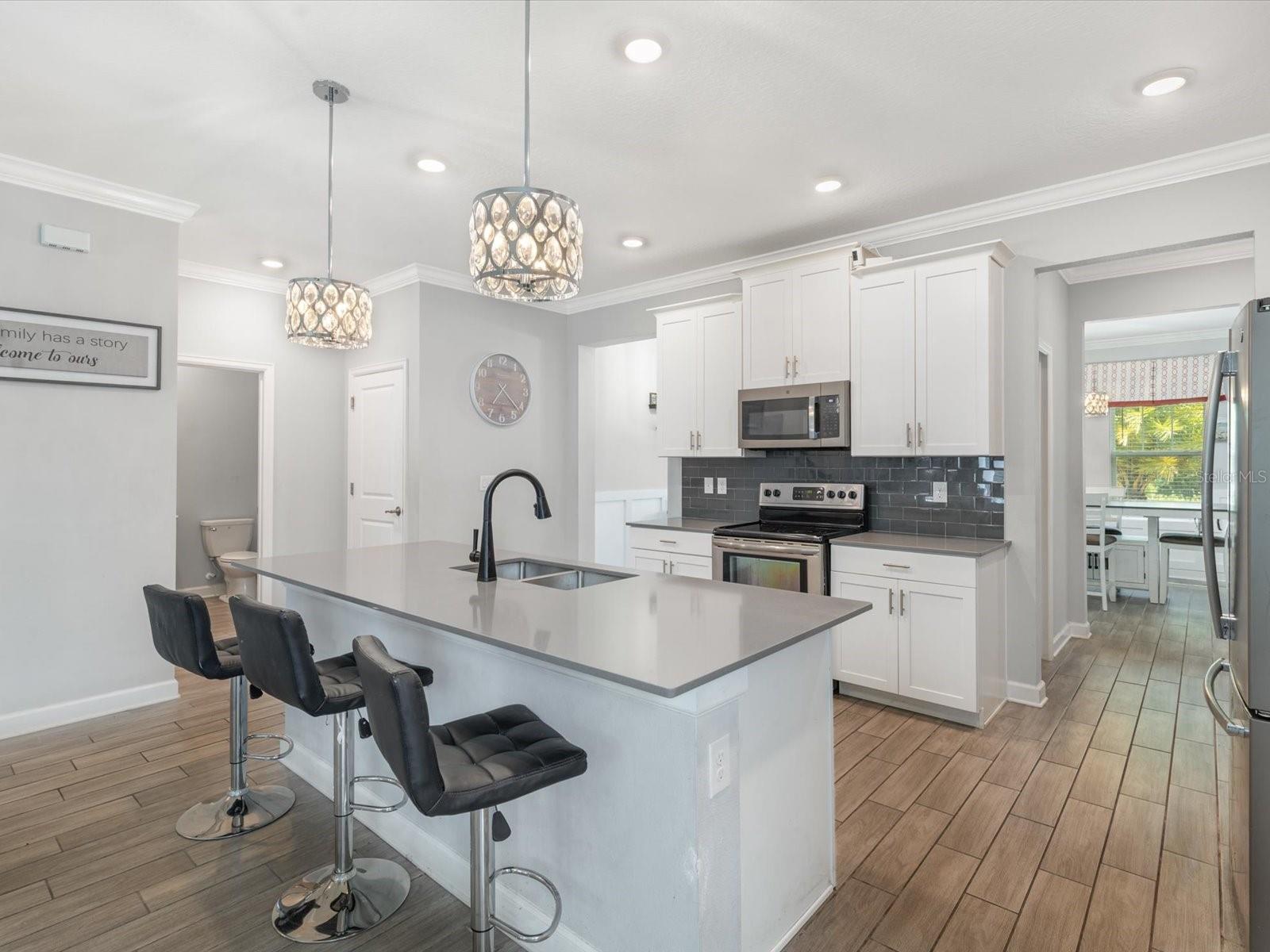2452 CAMDEN PARK AVENUE
