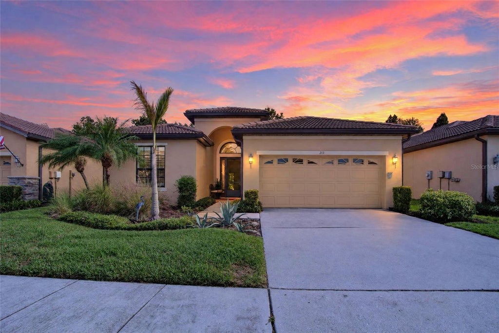 Photo of 213 Silver Falls Drive, Apollo Beach, FL 33572 (MLS # TB8558982)