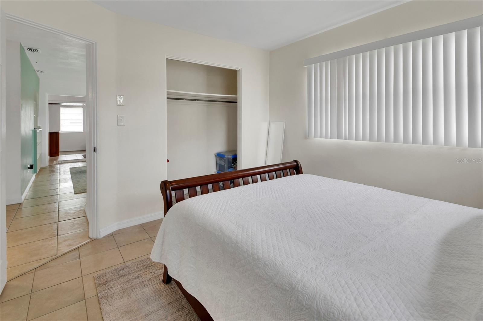 LAKE MARIE ESTATES 04 - Residential