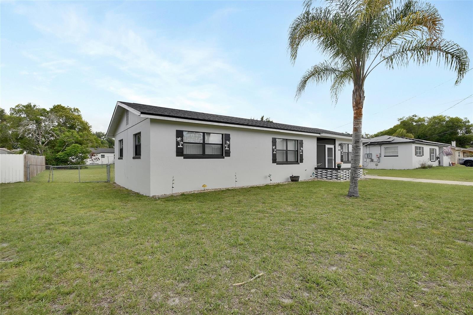 LAKE MARIE ESTATES 04 - Residential