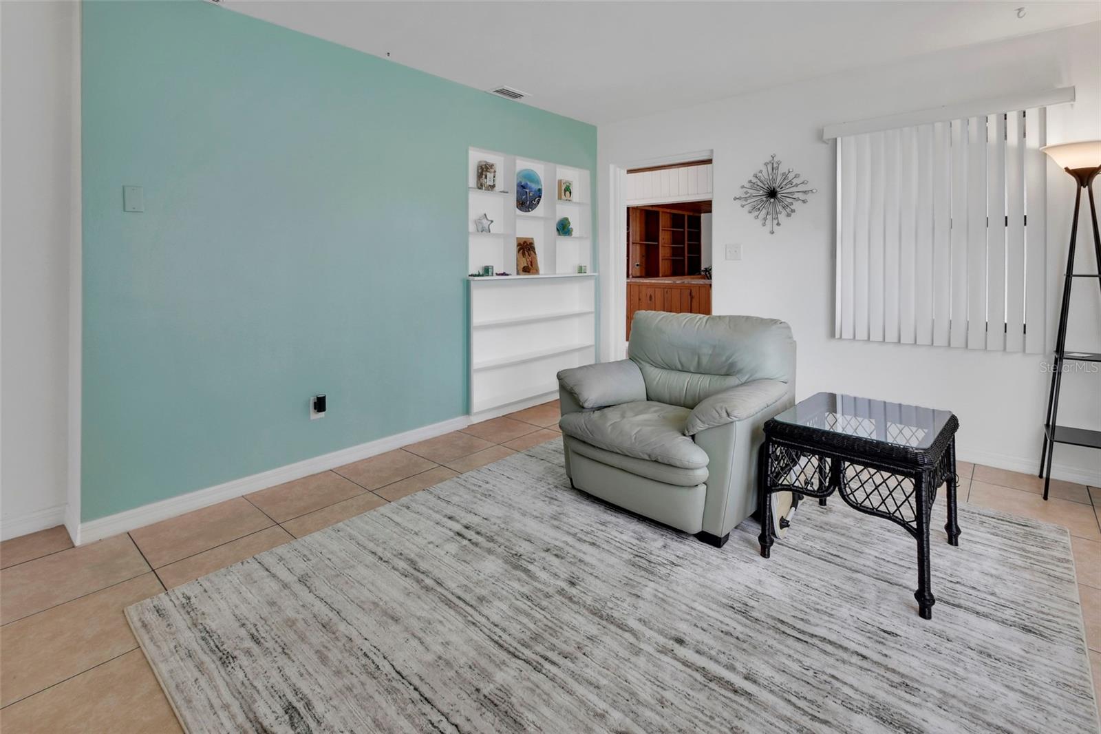 LAKE MARIE ESTATES 04 - Residential