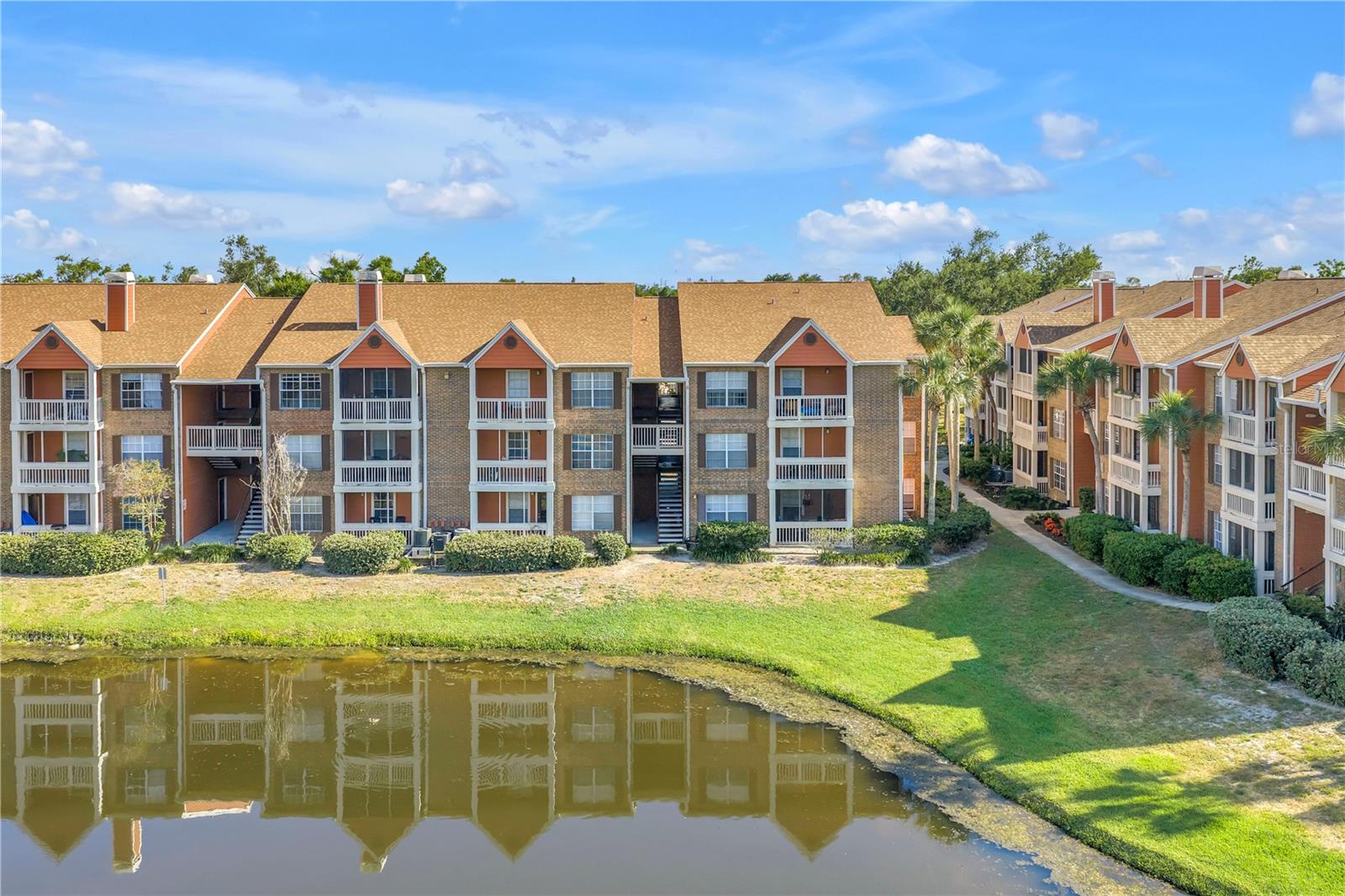 VANTAGE POINT CONDO - Residential