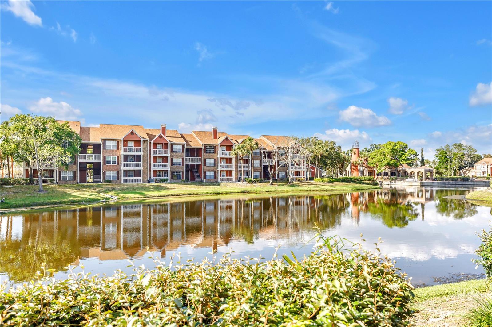 VANTAGE POINT CONDO - Residential