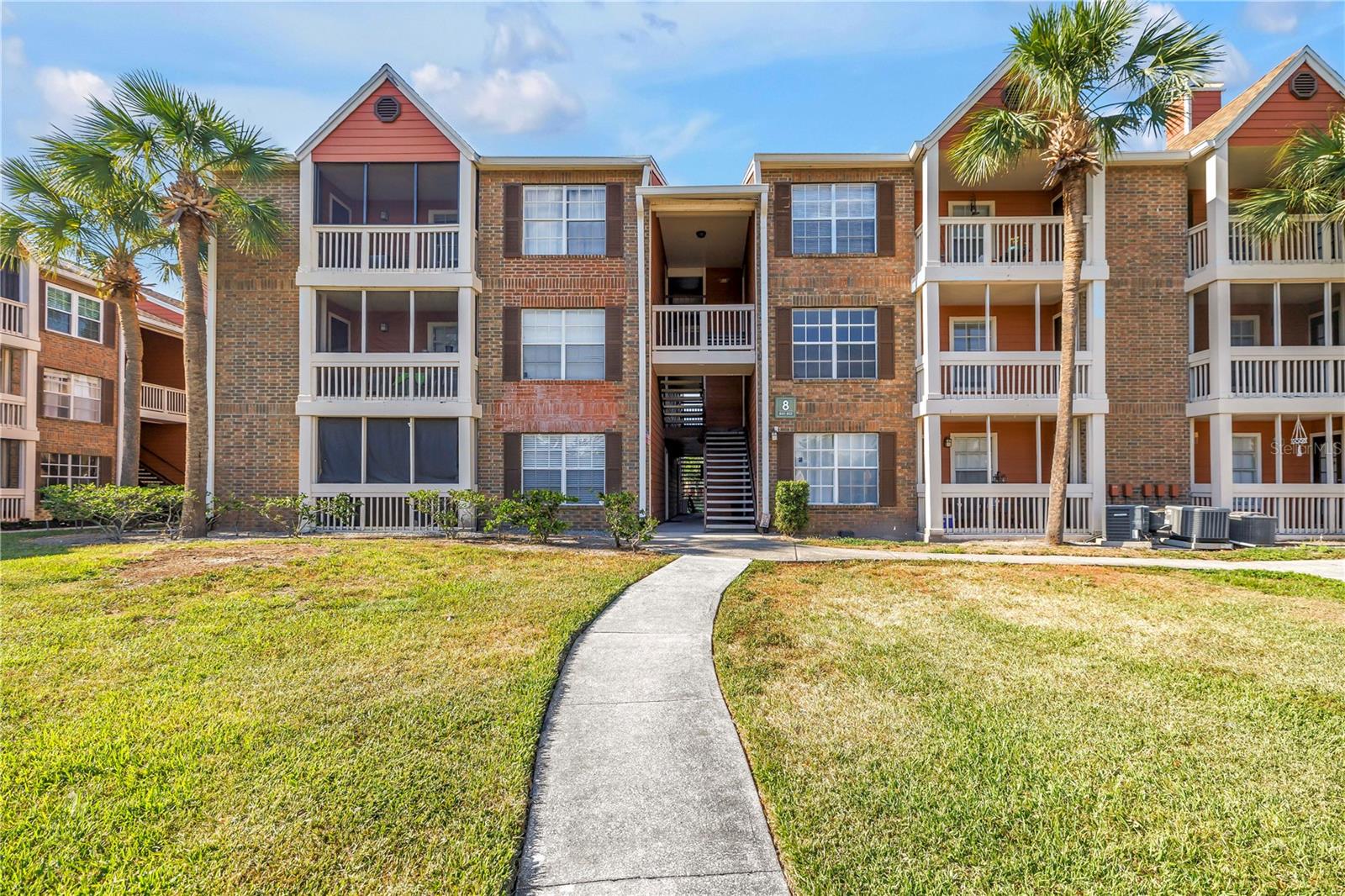 VANTAGE POINT CONDO - Residential